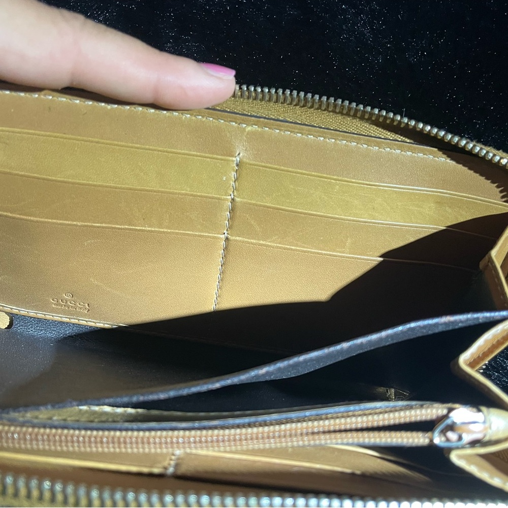 Gucci Wallet Long Heart Zip Around Beige PVC with Gucci heart pull tab - Picture 8 of 11